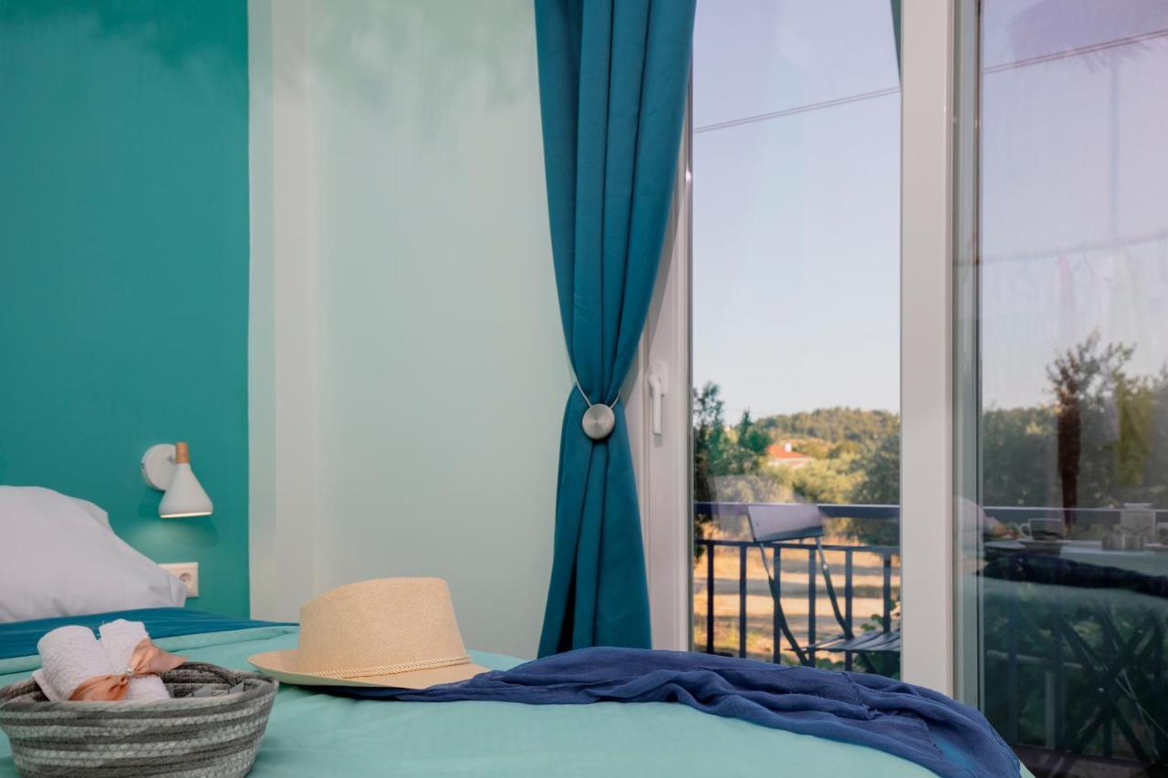 Rilassunte Luxury Apartments Potos Exterior photo